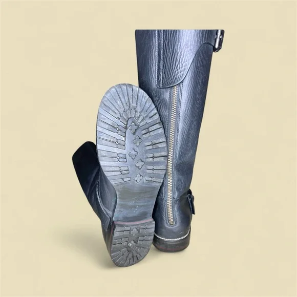 Black Leather GUCCI boots - Picture 10 of 14